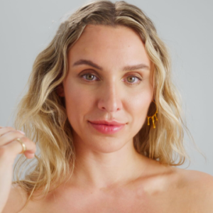 Achieve Plump Lips with Revanesse Kiss